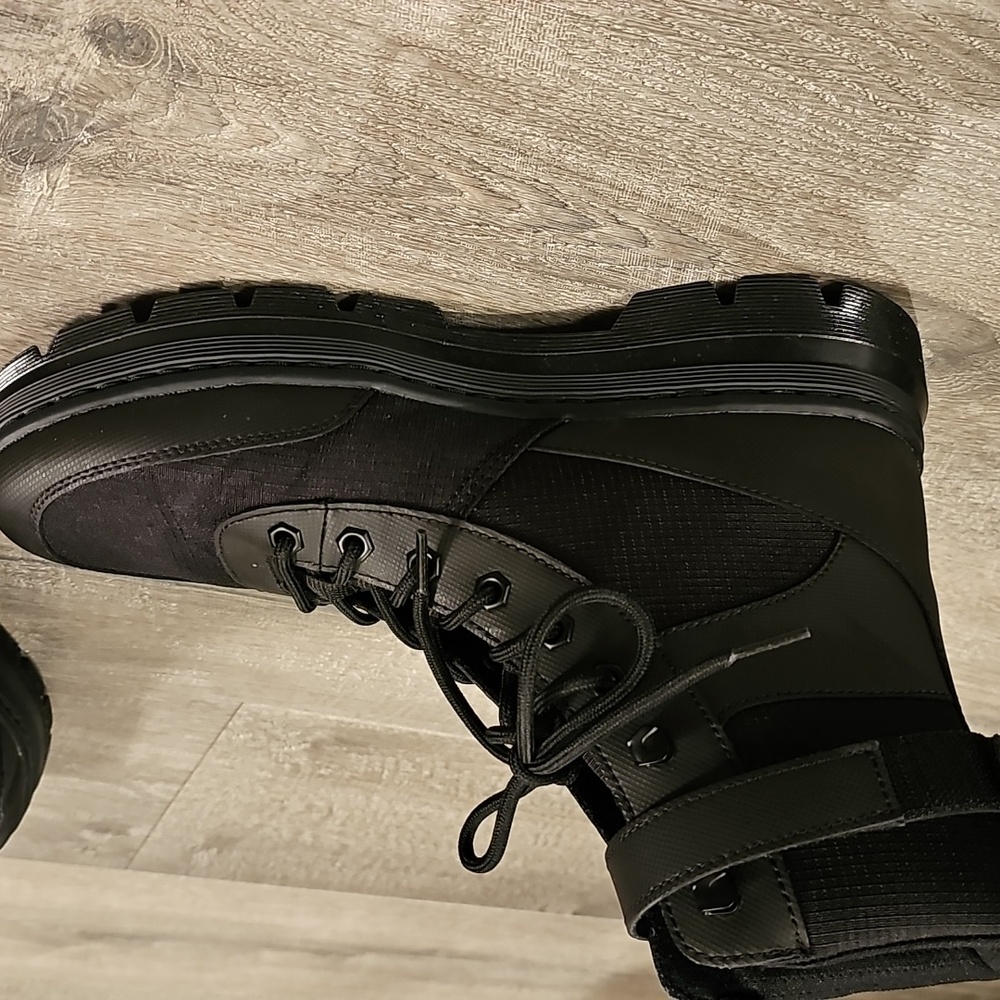 Dr. Martens Men's Combs Tech Black Boots Element & Black Poly UK10/US11 - Picture 5 of 5